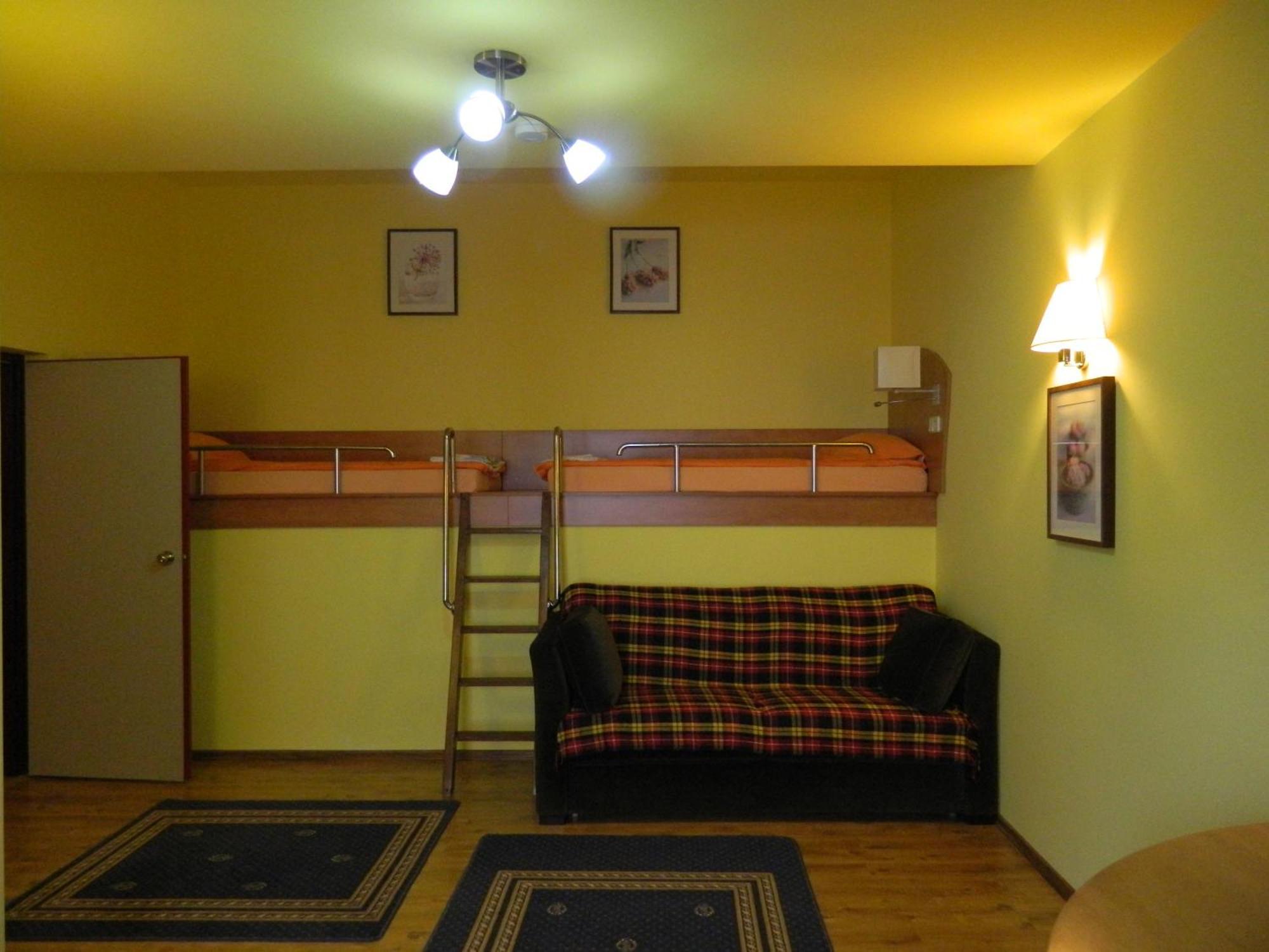 Pensiunea Blanca Reghin Zimmer foto