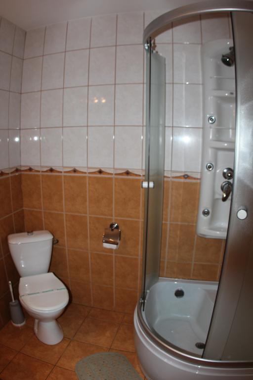 Pensiunea Blanca Reghin Zimmer foto